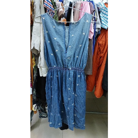 Đầm Jean nữ 1 size L.