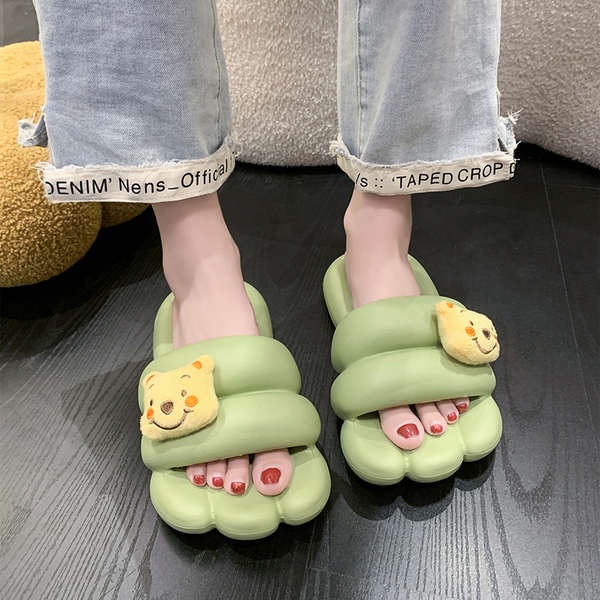 Dép nữ mùa hè 2023 nội thất mới thoải mái cartoon gấu dâu tây