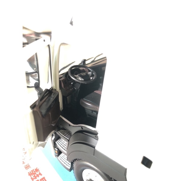 Mô hình xe tải xe đầu kéo container Hino 700 tỷ lệ 1/24 kim loại