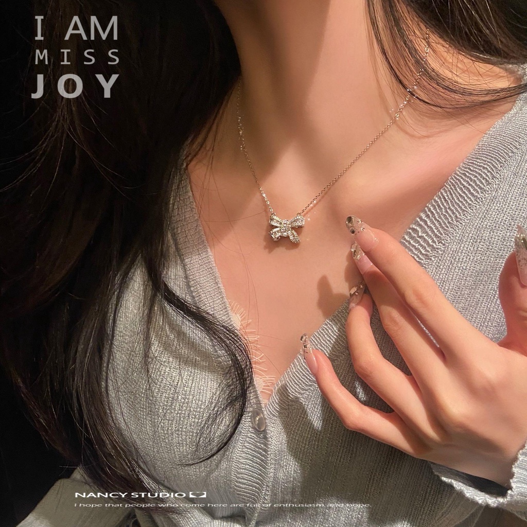 Dây Chuyền Mặt Nơ Đính Đá Lấp Lánh Sang Trọng