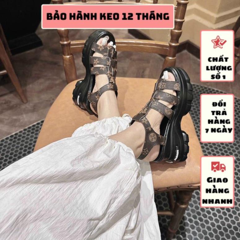 GIÀY SANDAL QUAI RỌ DA HOẠ TIẾT L.V ĐẾ THÔ CAO 7 PHÂN SIÊU CÁ TÍNH