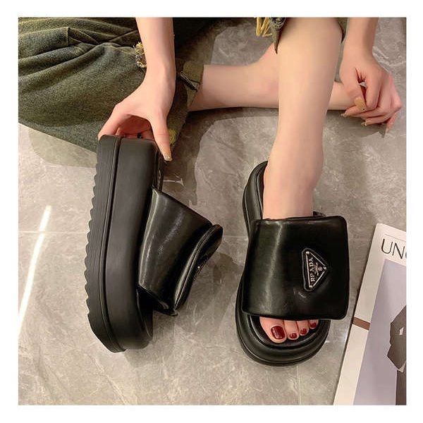 Sandal Quai Ngang Đế Dày Thời Trang Mùa Hè 2023 Phong Cách Mới Cho Nữ