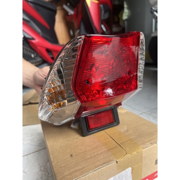 Cụm đèn hậu future neo - future X hàng chính hãng Honda sản xuất