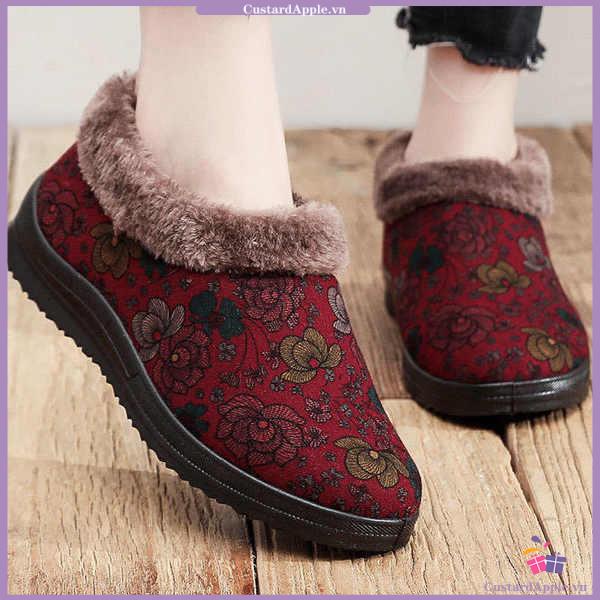 Dép trung niên nữ giày cao tuổi trung niên đế mềm thoải mái giữ ấm chống trơn trượt dày dặn mùa đông