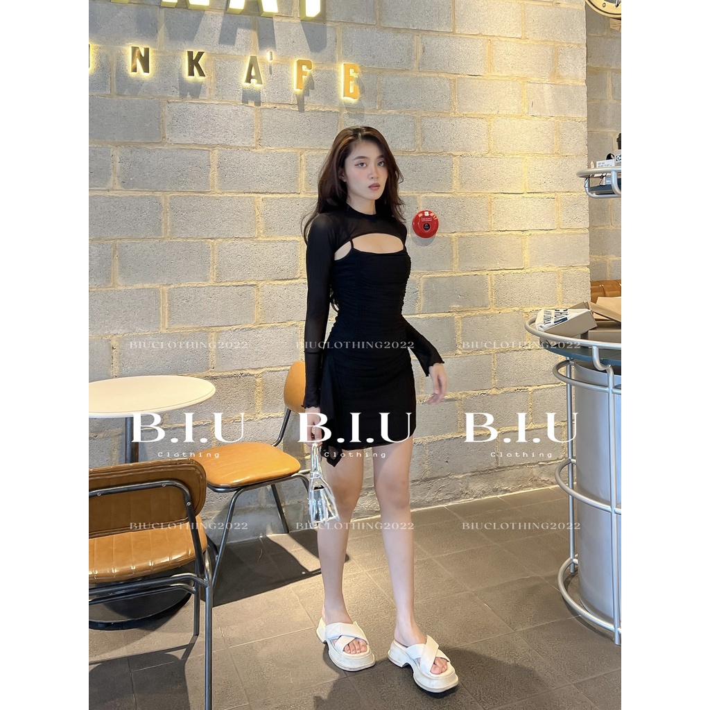 Set đầm nhún lưới ngắn kèm tay rời phối tua rua Label Dress BIU Clothing BB0125 màu đen