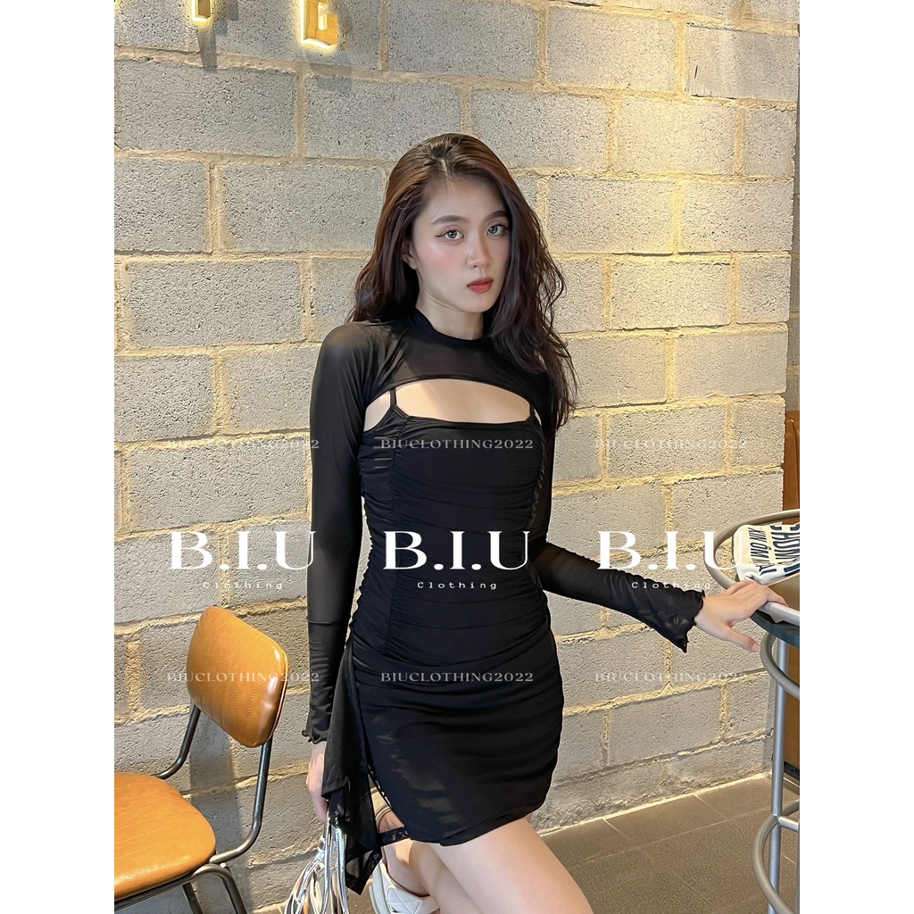 Set đầm nhún lưới ngắn kèm tay rời phối tua rua Label Dress BIU Clothing BB0125 màu đen