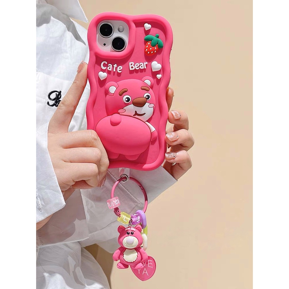 Ốp lưng iphone gấu dâu khoe mông kèm móc cực xynh 7plus/x/xs/xsm11/12/13/14/pro/max/plus/promax