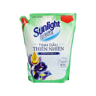 Nước lau sàn Sunlight hương hoa diên vỹ túi 2.59 lít