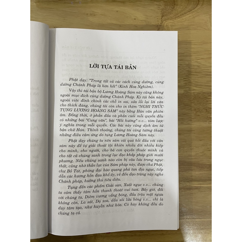 Sách - Kinh Lương Hoàng Sám  - HT Thích Viên Giác