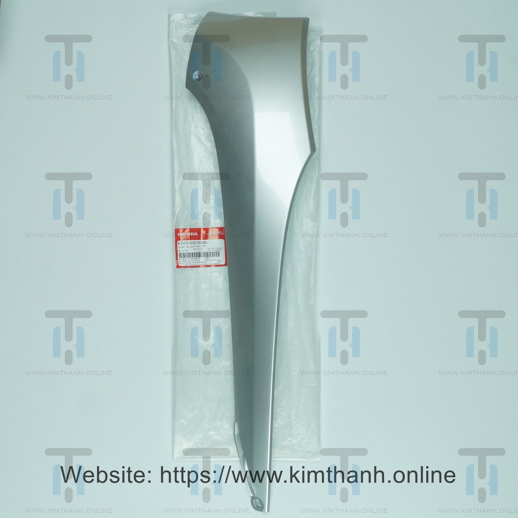 Nẹp R (Phải) Lead Honda VN _ 83510GGE9