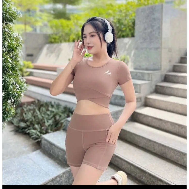 Bộ đồ đùi tập gym yoga nữ  kèm mút