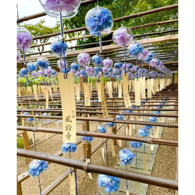 Chuông Gió Thủy Tinh Hoa Tươi