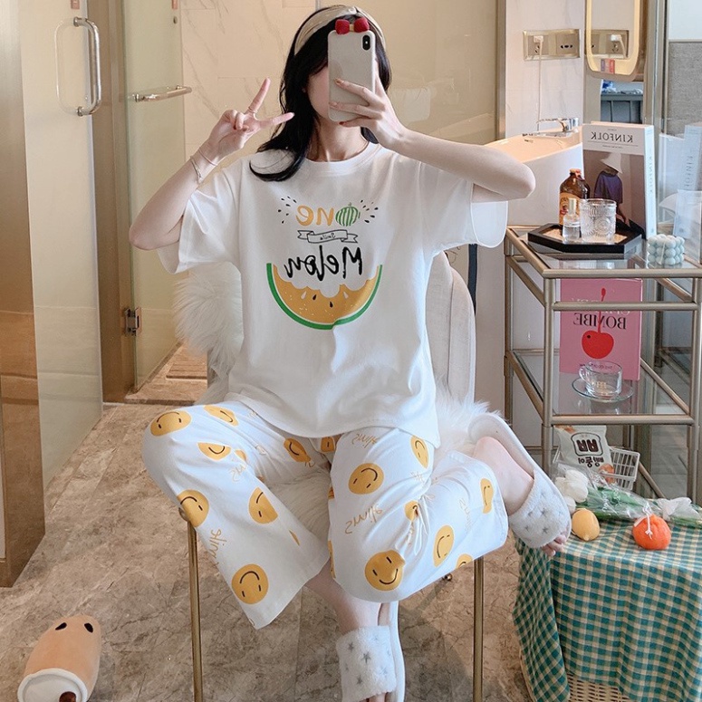 Set Bộ Đồ Nữ Áo Khoác Gió Thể Thao Thêu CELi Cổ Bẻ Khóa Kéo Mix Quần Sooc Đùi Phối Sọc Tôn Dáng Ấn Tượng MS33