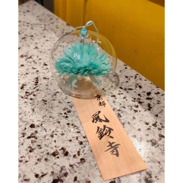 Chuông Gió Thủy Tinh Hoa Tươi