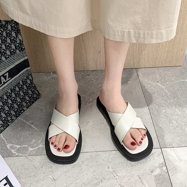 Sandal Đế Dày Thiết Kế Mới Thời Trang Mùa Hè Dành Cho Nữ