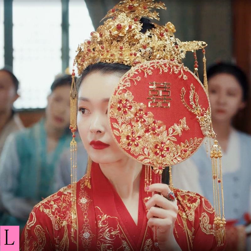 Quạt Cưới Hoàn Thiện Sản Phẩm