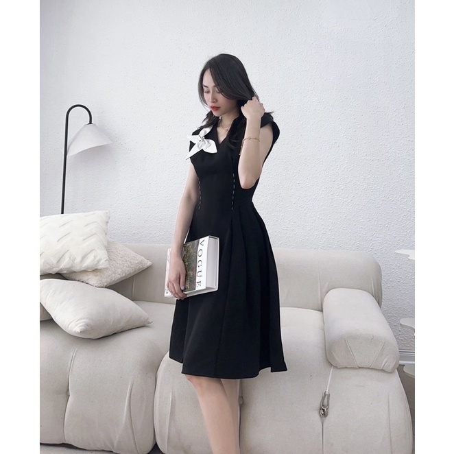 Váy công sở hoa vai