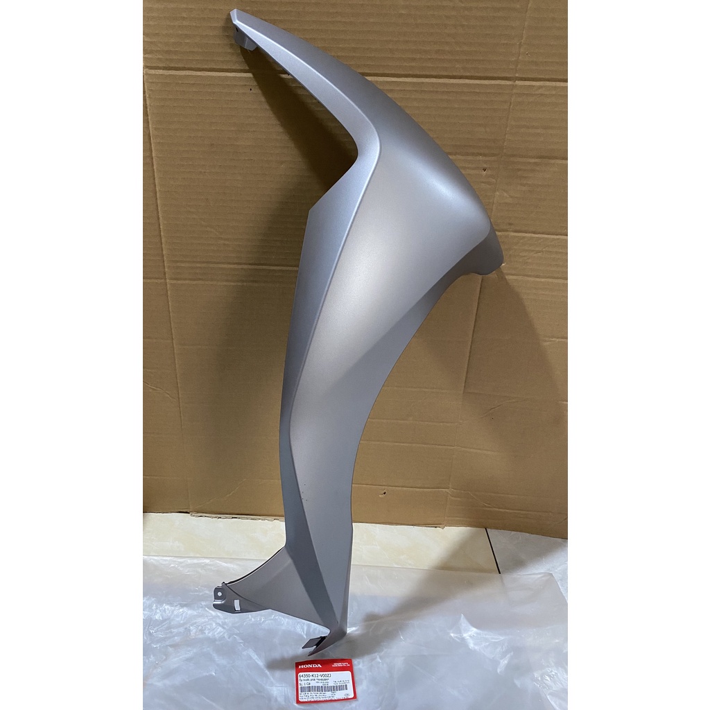 Cánh yếm bên phải | bửng yếm Lead 125  màu Bạc nhám chính hãng Honda