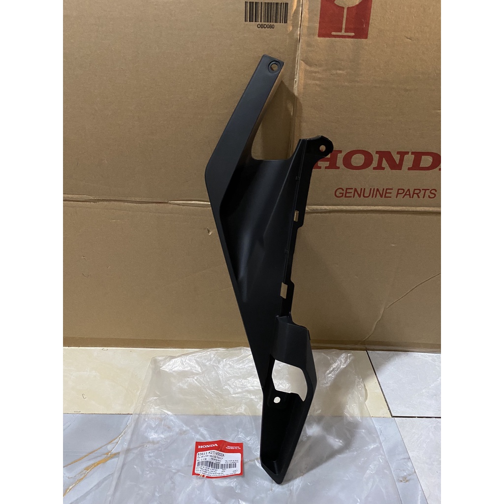 Ốp để chân sau bên trái Lead 125  màu Đen *NH1* chính hãng Honda