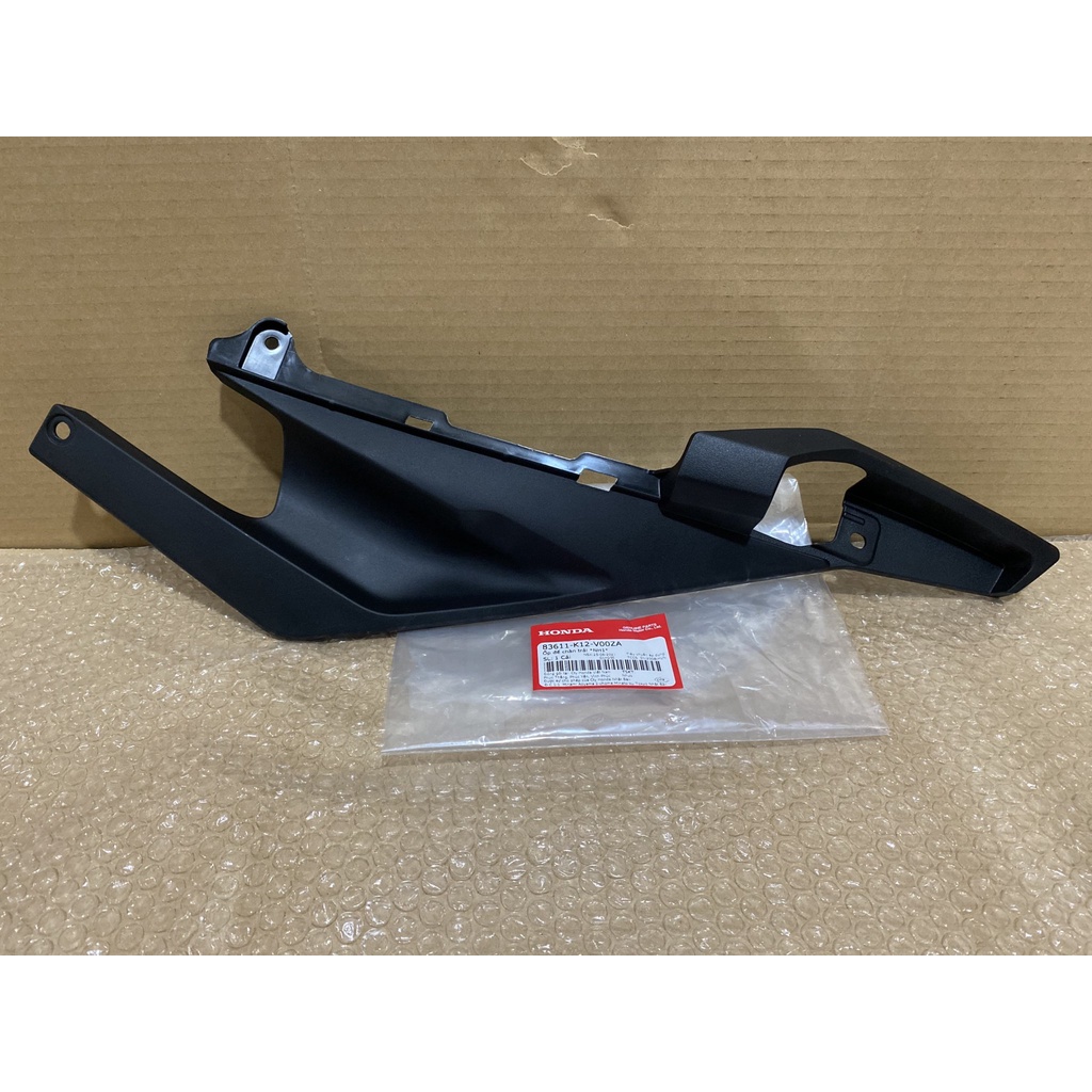 Ốp để chân bên trái Lead 125  *NH1* chính hãng Honda