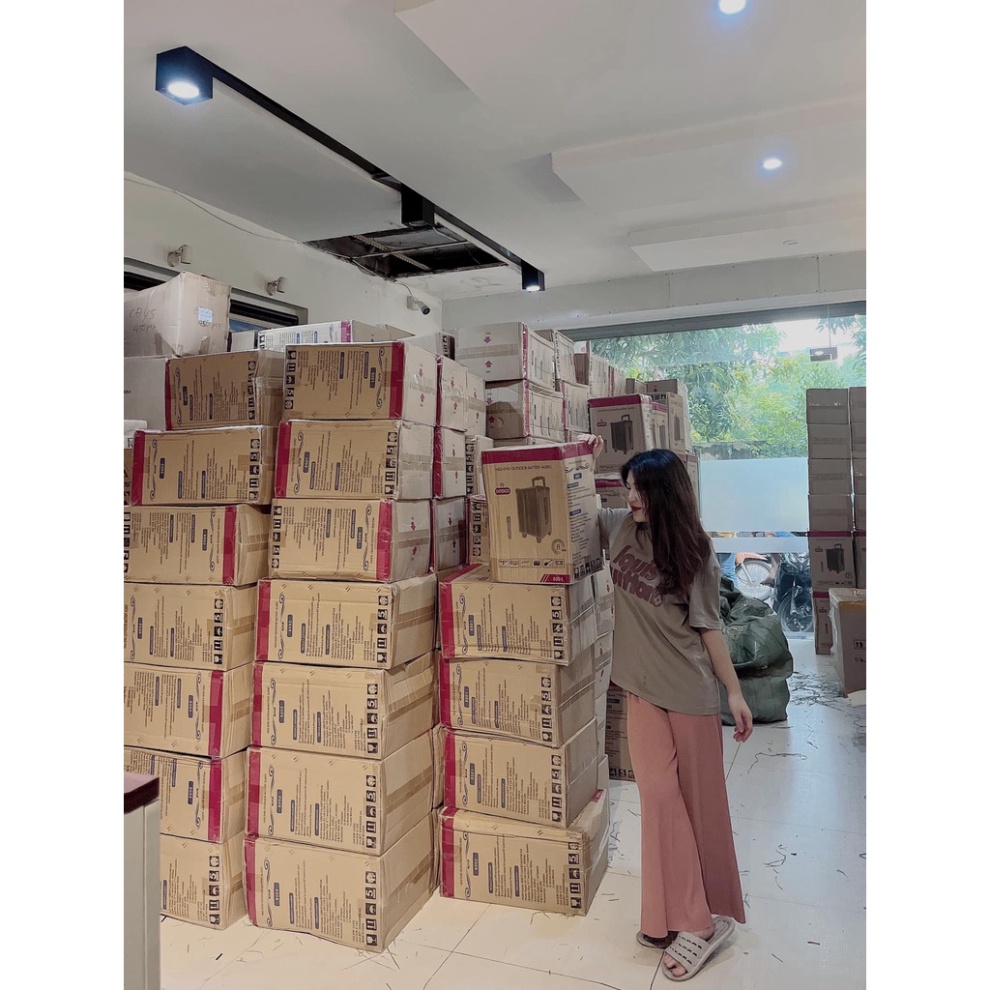 Loa kéo Ontekco 8002|1202|1502 kèm 2 micro không dây chuyên nghiệp Bass 20,30,40 Công suất lớn Bảo hành 12 tháng