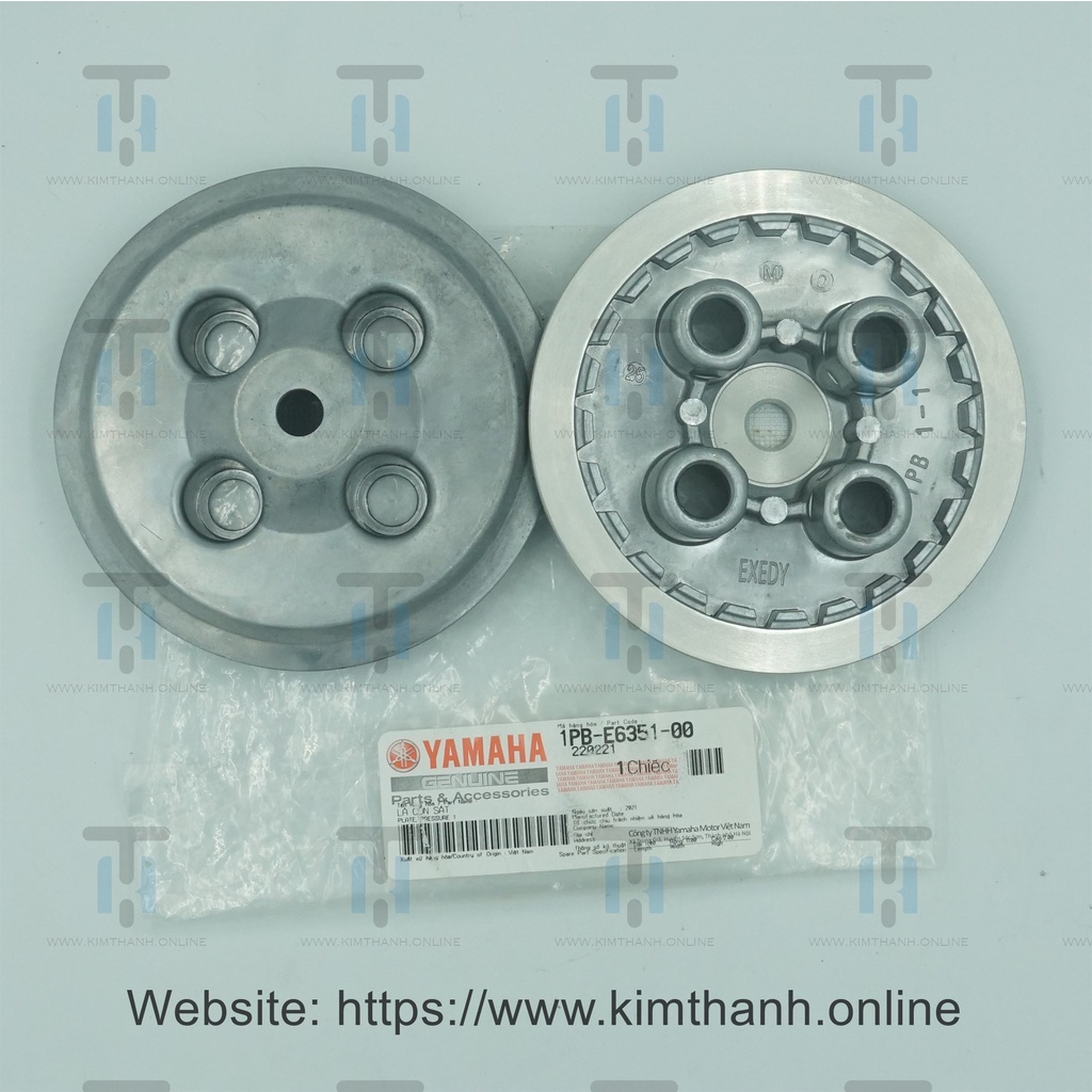 Nắp nhôm 4 lỗ Sirius Fi 2013 Yamaha VN _ 1PBE63510000