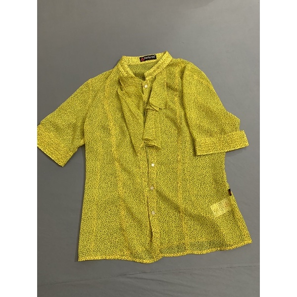 Thanh lý áo sơ mi Nefertiti size L khoảng 52 kg
