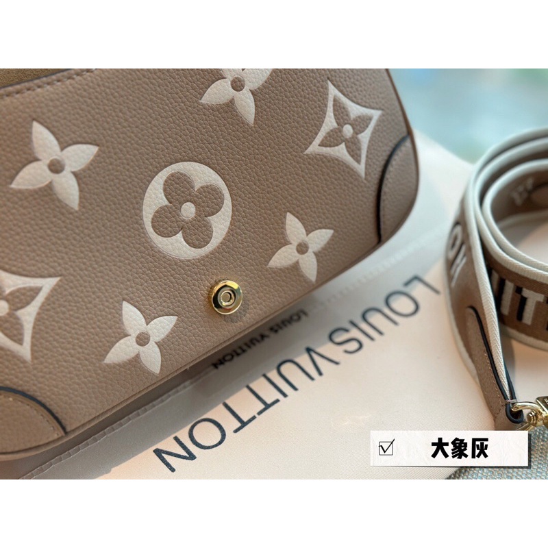 Túi đeo chéo LV da thật cao cấp Order new fullbox