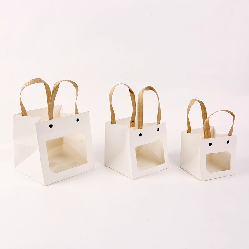 Túi đựng quà khối vuông 1 mặt trong suốt quai cói Hy Hy Store
