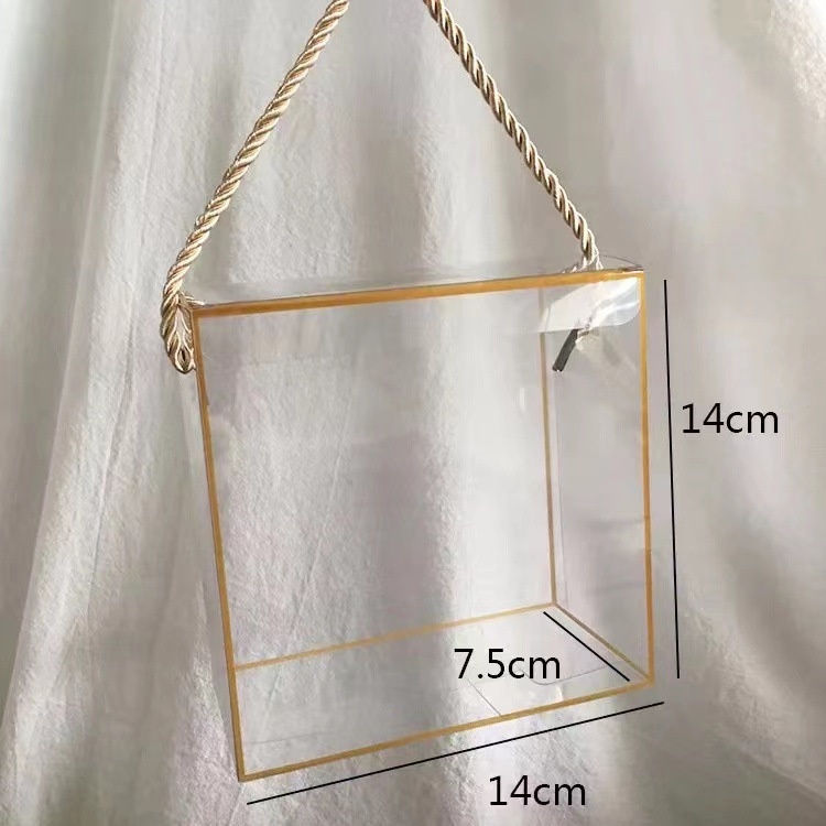 Hộp Mica Trong Suốt Viền Gold Có Quai Xách