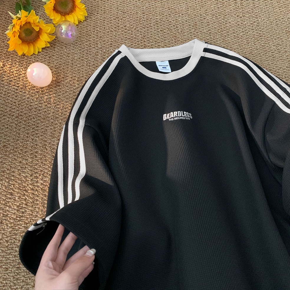 Áo phông Tommy_Hilfiger nam nữ in vạch sọc đen trắng đỏ chữ kí quanh áo. Áo Thun Unisex Form Rộng Siêu Hot Phiên Bản Mới