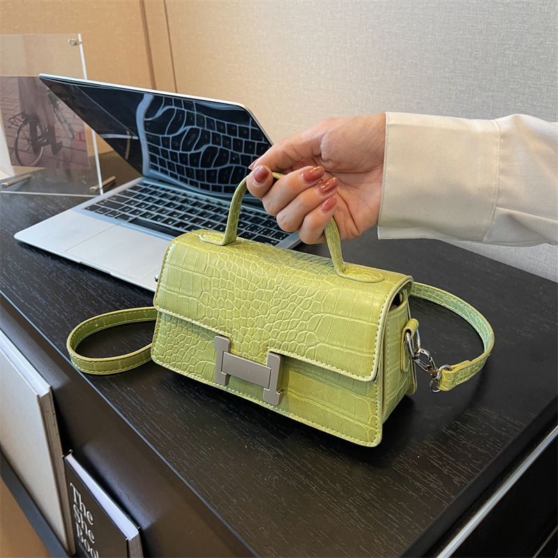 Túi Xách Đeo Vai Kiểu Vuông Nhỏ Họa Tiết Vân Đá Thời Trang Cho Nữ