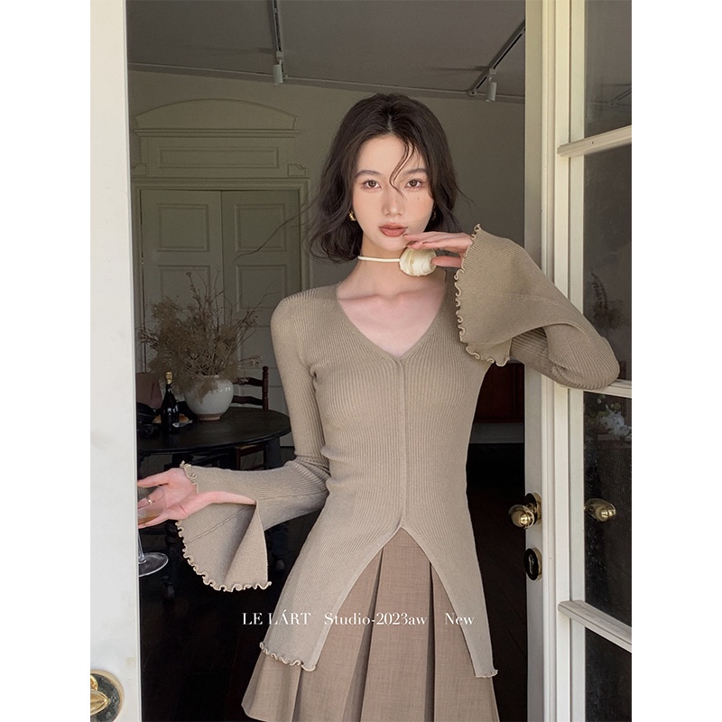 2023 autumn new product solid color long-sleeved pullover v-neck top women s french trumpet sleeve đan áo sơ mi nhỏ f