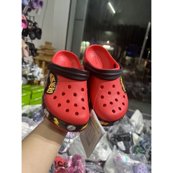 Sục crocs ô tô trẻ em