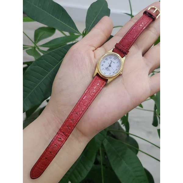 ĐỒNG HỒ SI NHẬT DÀNH CHO NỮ DÂY DA THUƠNG HIỆU FREE WAY NĂNG LƯỢNG MẶT TRỜI