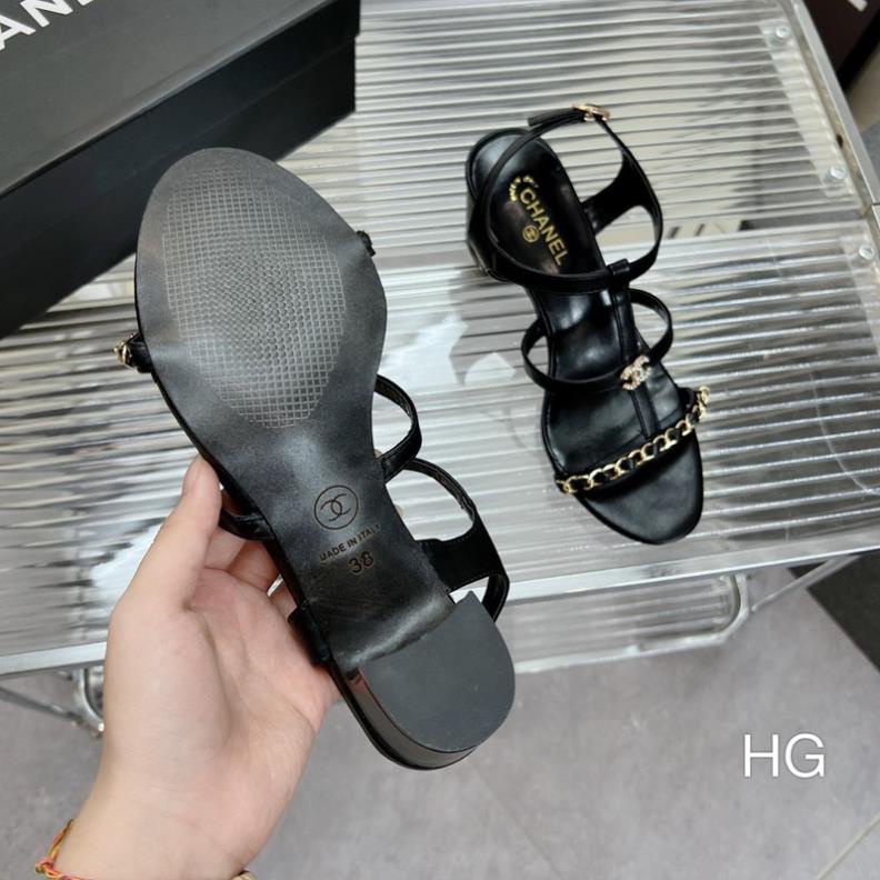 Sandal Chanh Leo bản Vip gót trụ 7p .Quai mảnh ôm chân tôn dáng. Hàng quảng châu cao cấp