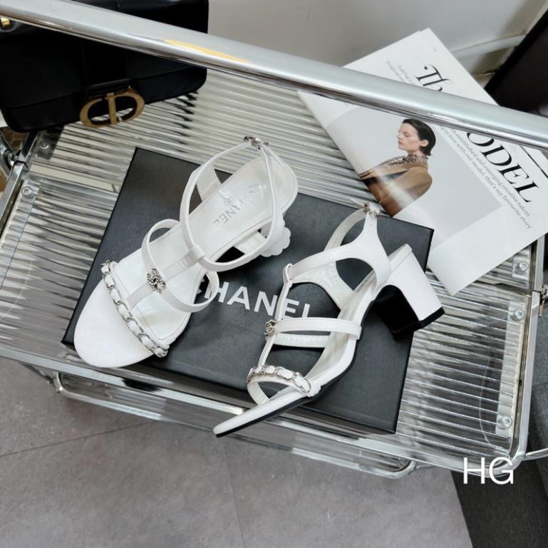 Sandal Chanh Leo bản Vip gót trụ 7p .Quai mảnh ôm chân tôn dáng. Hàng quảng châu cao cấp