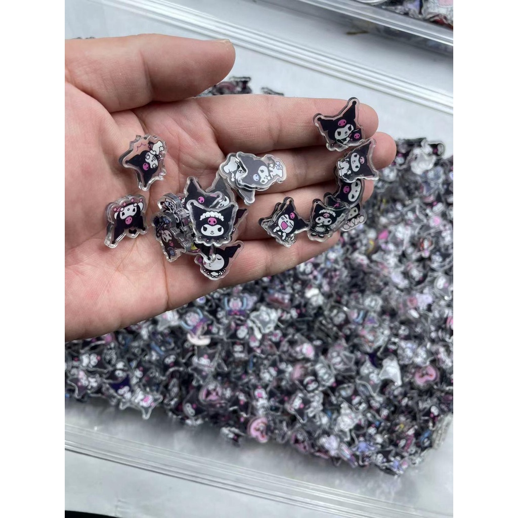 Set 5 Tấm Sticker Kuromi 2cm Bằng Acrylic Dán Trang Sức / Móc Khóa / Tủ Lạnh DIY