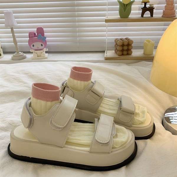 Sandal Đế Dày Thời Trang Xinh Xắn Dành Cho Nữ