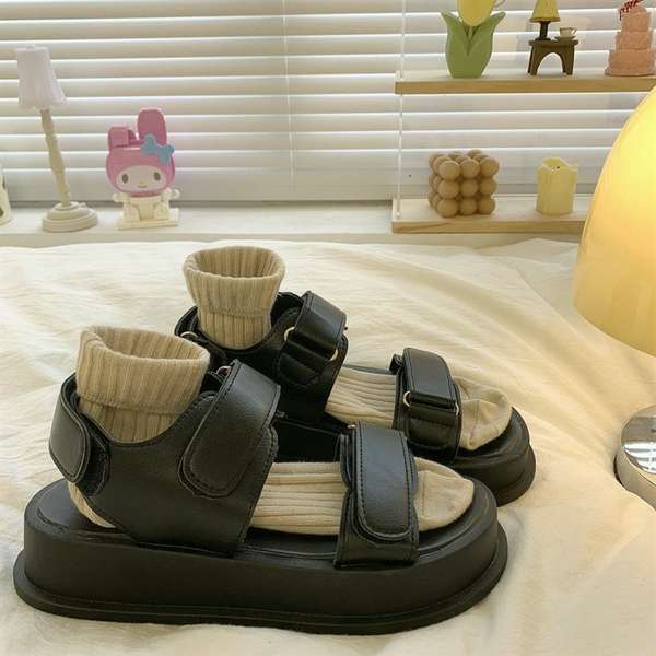 Sandal Đế Dày Thời Trang Xinh Xắn Dành Cho Nữ