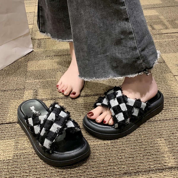 Dép đi trong nhà phụ nữ mùa hè mặc bên ngoài phong cách mới dày-soled anti-slip beach flip @