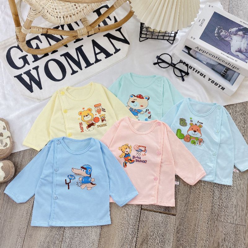 Áo Dài Sơ Sinh Vải Cotton Cúc Lệch Cho Bé 3-8KG  AJM