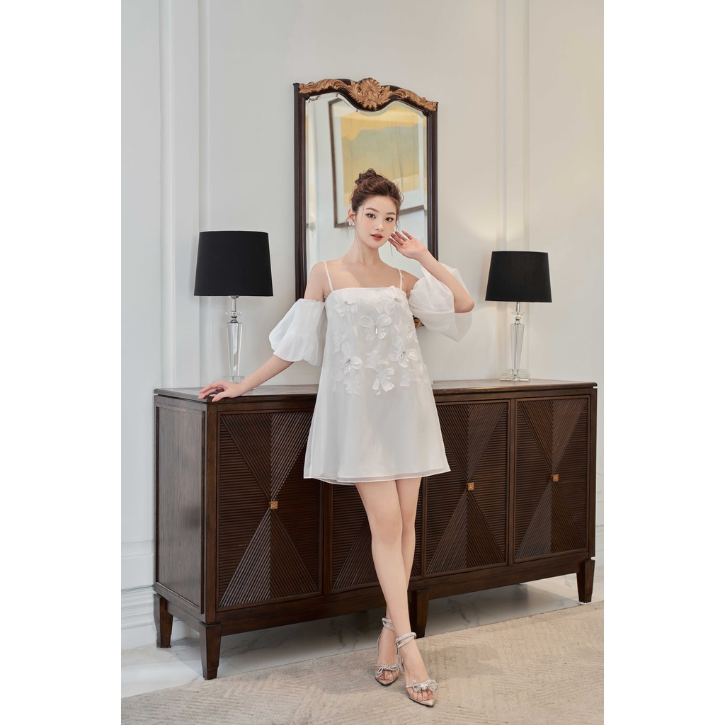 MadebyChloé - Đầm 2 dây tay bom đính bướm nổi thủ công EMILY DRESS - Thiết kế cao cấp