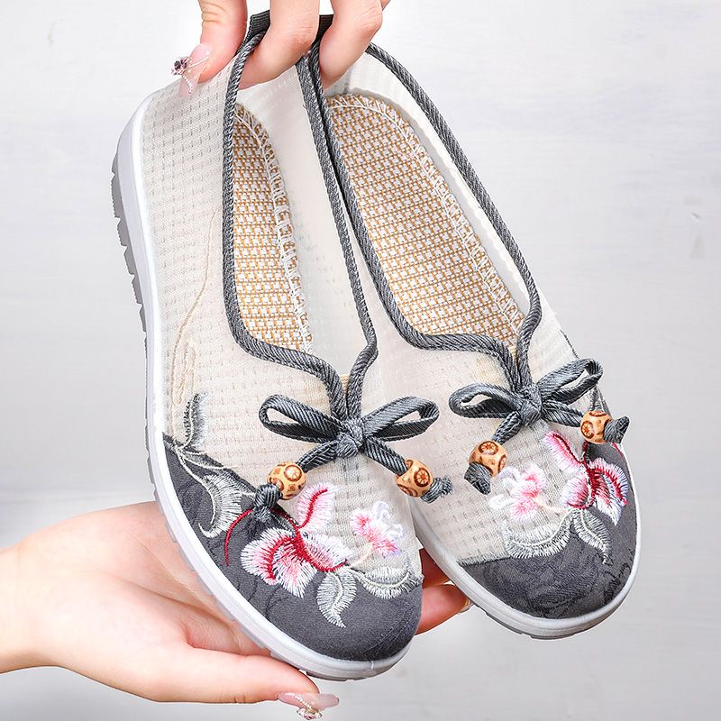 Giày Vải Lưới Thoáng Khí Thoải Mái Thời Trang 2023 Cho Phụ Nữ Trung Niên
