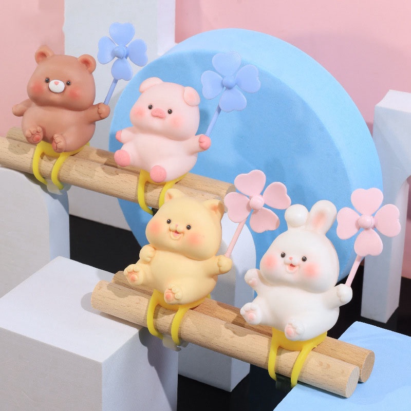 Chong chóng trang trí xe máy, xe đạp, xe hơi hình Heo, Mèo, Gấu nhiều hình dáng, biểu cảm dễ thương Ráp