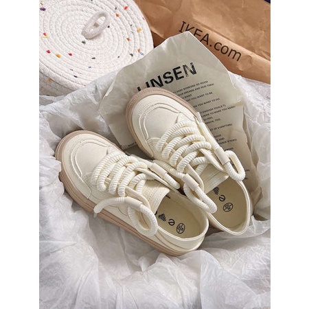 2023 mẫu mới giày trắng đế dày giày vải