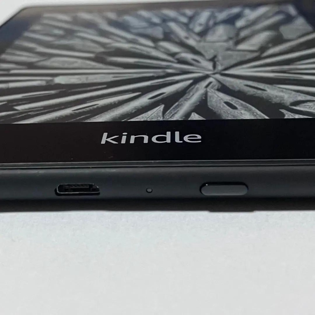 Máy đọc sách Kindle Paperwhite gen 4 10th 8g CODE 3983