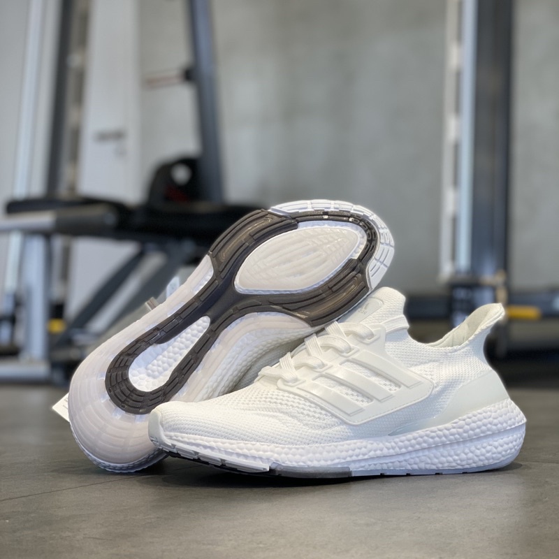 Giày chạy bộ full trắng nam, giầy ultraboost nam