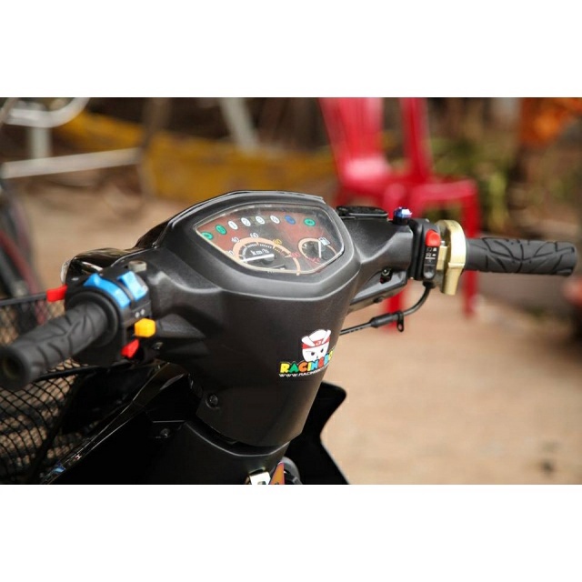 Combo Cùm Công Tắc Fz + Cùm Tăng Tốc Domino tặng kèm Bao Tay Daytona gắn mọi loại xe máy Sirius Ex Winner