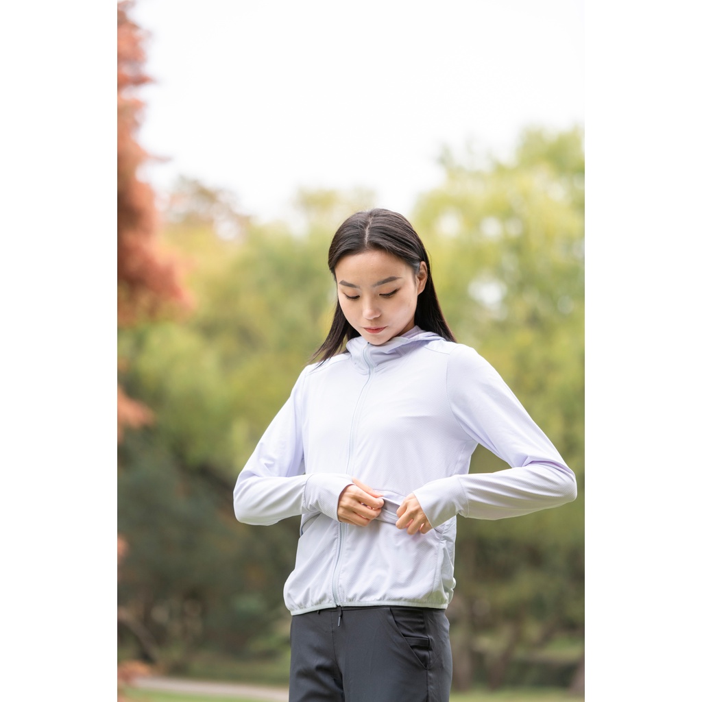 Áo khoác leo núi dã ngoại chống tia UV NH500 cho nữ - Xám QUECHUA mã 8616430